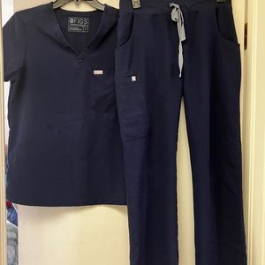 Figs Technical Scrubs Set